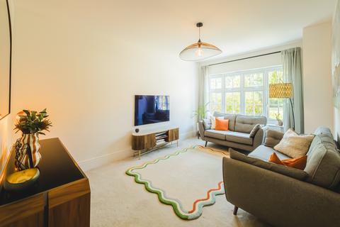 7 Biddestone Avenue, Coate, Swindon, SN3 6DE