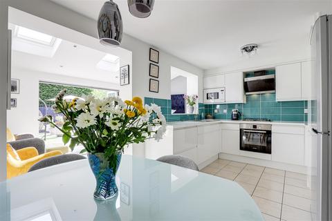 4 Dairy Square, Nottingham, NG8 3DX