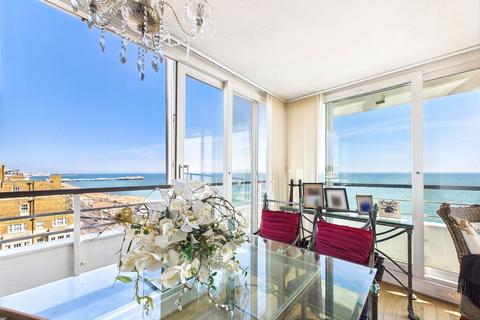 2 bedroom flat for sale, Bedford Towers, Kings Road, Brighton, BN1 2JG