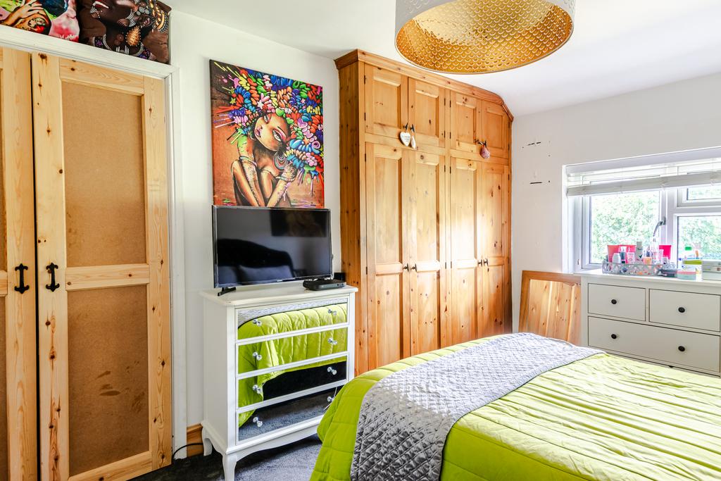 Bedroom1b