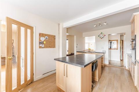 20 Catchpole Walk, Dickleburgh, Diss, IP21 4NX