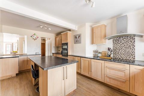 20 Catchpole Walk, Dickleburgh, Diss, IP21 4NX