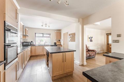 20 Catchpole Walk, Dickleburgh, Diss, IP21 4NX