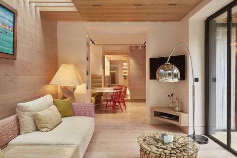 3 bedroom flat for sale, Gloucester Terrace, Bayswater, London