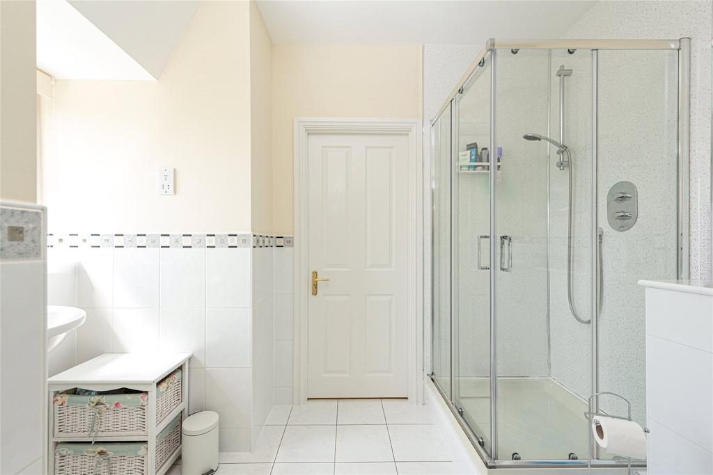 2nd Flr Shower Rm