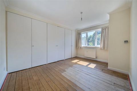 6 Berryhill Gardens, London, SE9 1QR