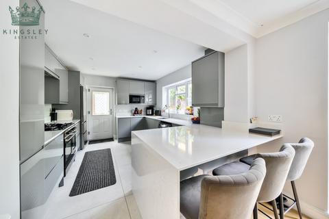 6 bedroom semi-detached house for sale, The Garth, Abbots Langley, WD5