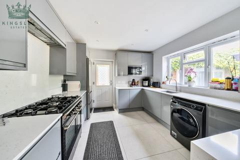 6 bedroom semi-detached house for sale, The Garth, Abbots Langley, WD5