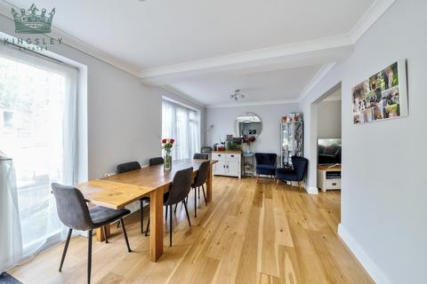 6 bedroom semi-detached house for sale, The Garth, Abbots Langley, WD5