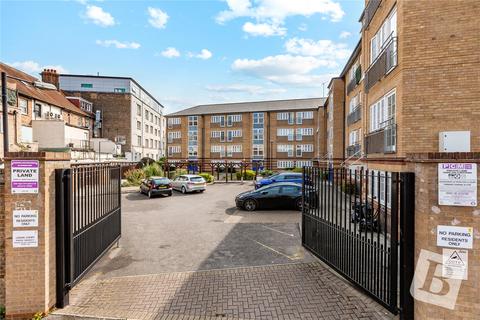 1 bedroom apartment for sale, Logan Mews, Romford, RM1