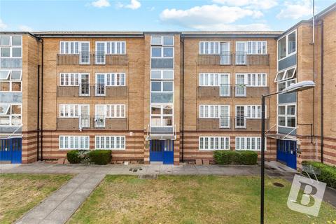 Flat 15, Logan Court Logan Mews, Romford, RM1 1LN