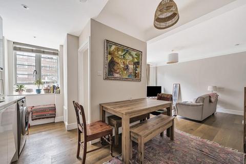 2 bedroom flat to rent, Balham High Road, Balham, London, SW17