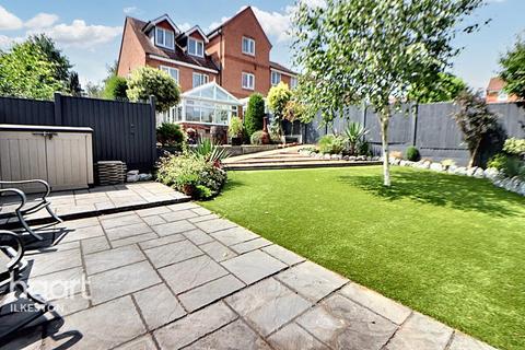 4 bedroom semi-detached house for sale, Hillingdon Drive, Ilkeston