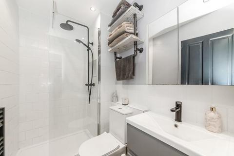 23b Woodland Road, London, SE19 1NS