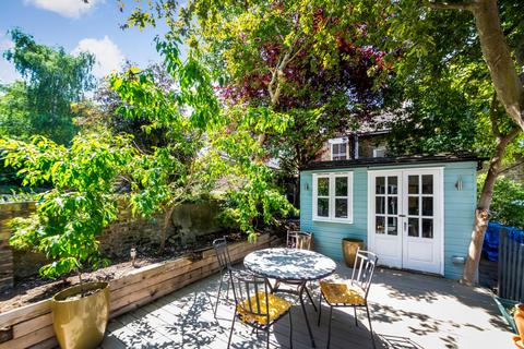 23b Woodland Road, London, SE19 1NS