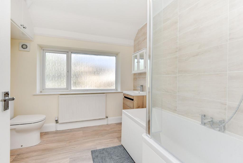 Bedroom 1 en-suite