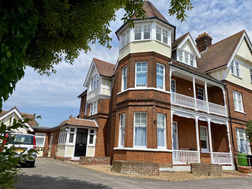 1 Bedroom Apartment For Sale
