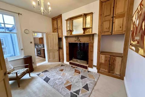 1 bedroom apartment for sale, Haslemere, Victoria Road, Felixstowe, IP11