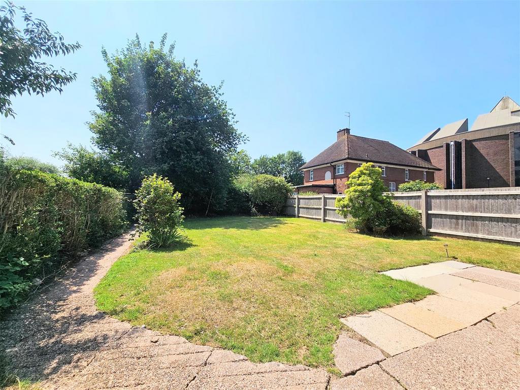 171 Coalway Road 2