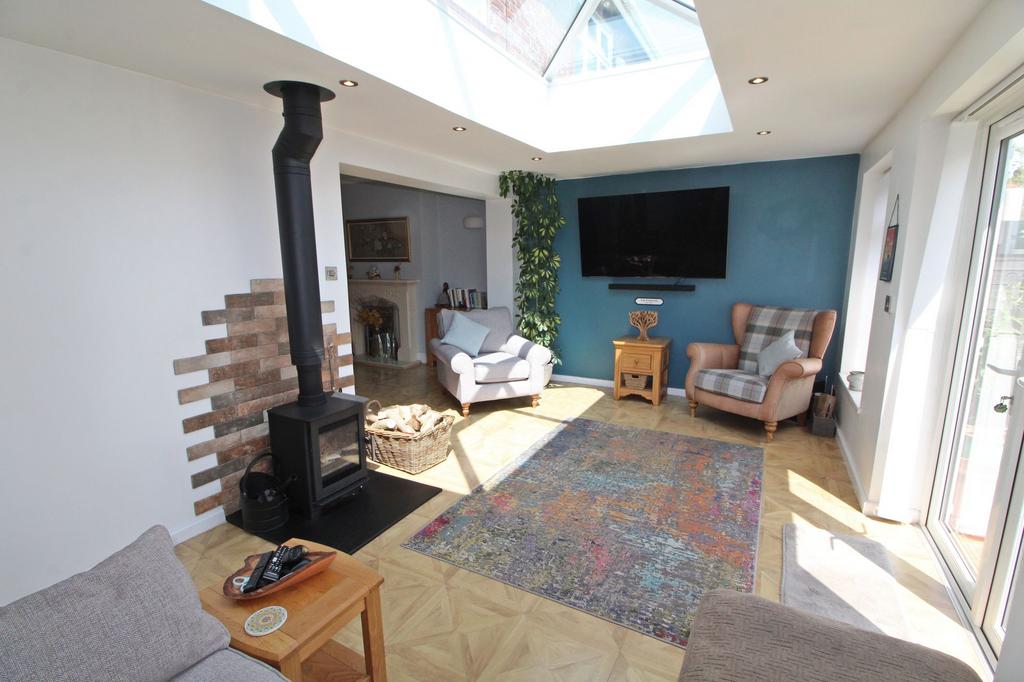 Sun room extension