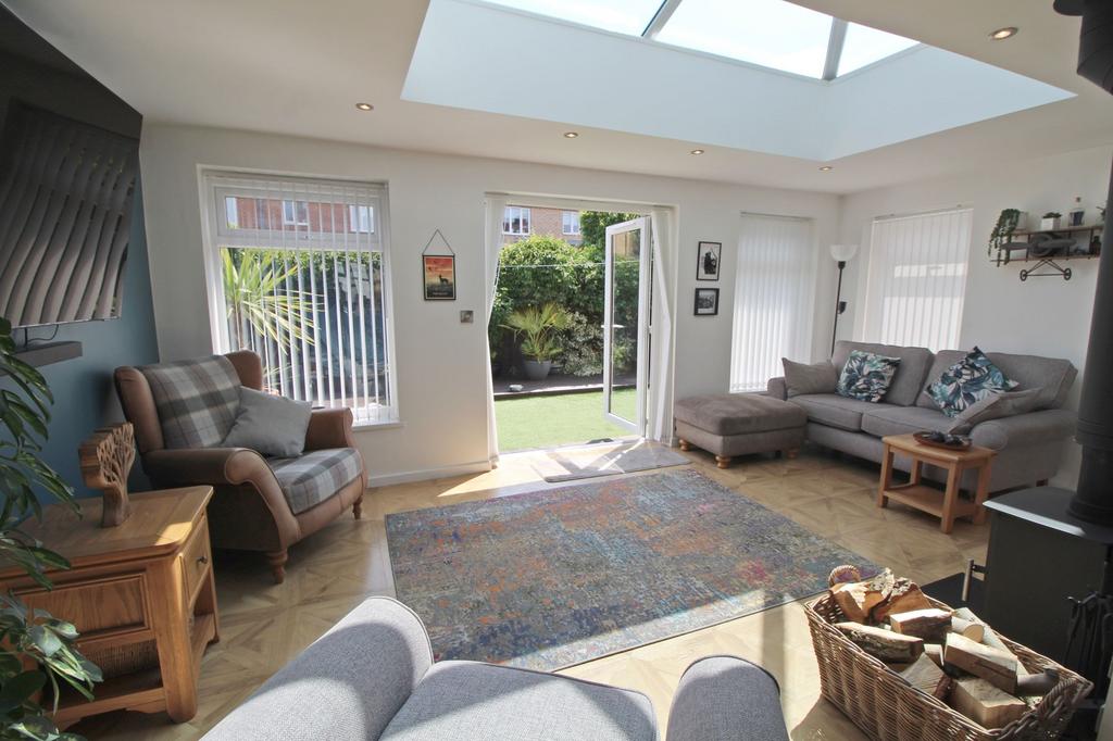 Sun room extension