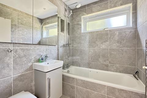 9 Greenlands, Cambridge, CB2 0QY