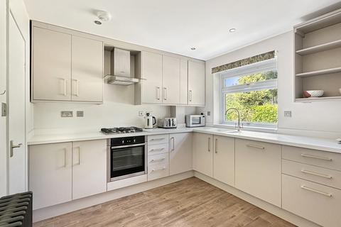 9 Greenlands, Cambridge, CB2 0QY