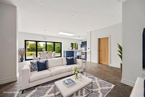 4 bedroom detached bungalow for sale, Stone Lane, Worthing