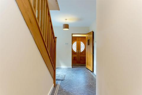 5 bedroom detached house for sale, Highgate Road, Walsall