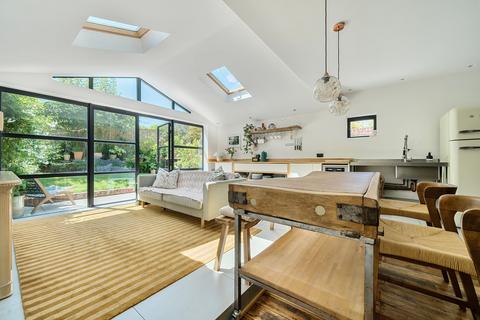 Acacia Copse Road, Haslemere, GU27 3QH