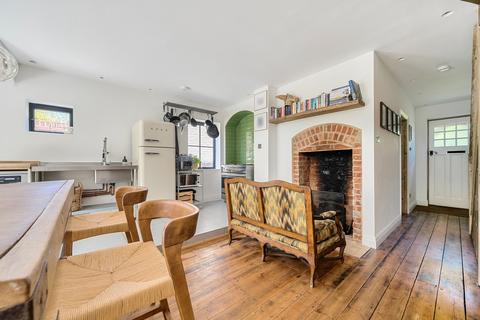 Acacia Copse Road, Haslemere, GU27 3QH