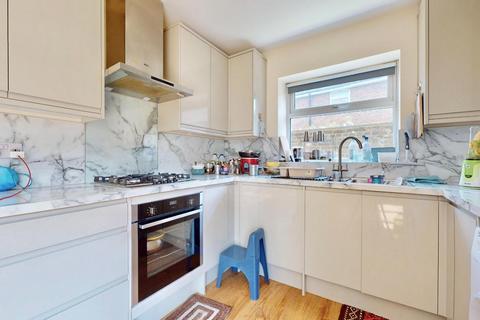 37a Quarles Park Road, Romford, RM6 4DE