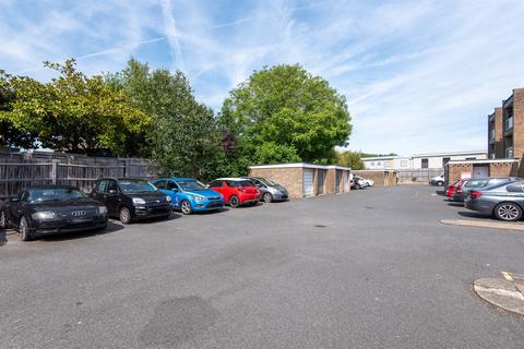2 bedroom flat for sale, Littlehampton Road, Worthing BN13