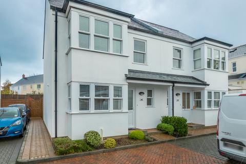 2 bedroom semi-detached house to rent - Les Ozouets Road, St. Peter Port, Guernsey