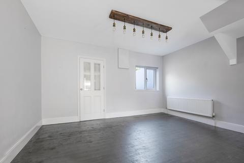 undefined, Queens Walk, Stamford, PE9
