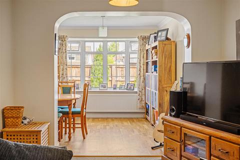 17 Chantry Close, York, YO24 2SJ