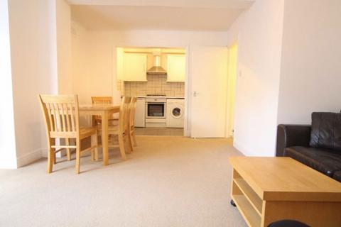 1 bedroom flat to rent, Tollington Park, London N4