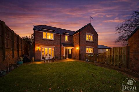 4 bedroom detached house for sale, Copper Beech Close, Coleford