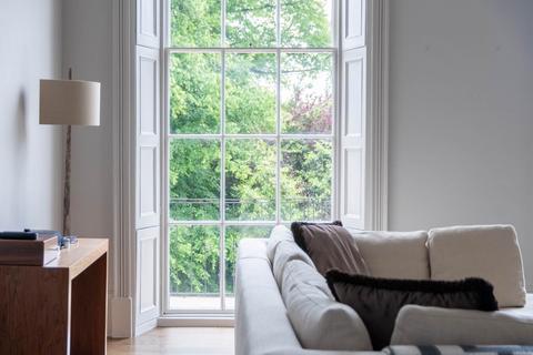 3 bedroom apartment to rent, Sion Hill Place