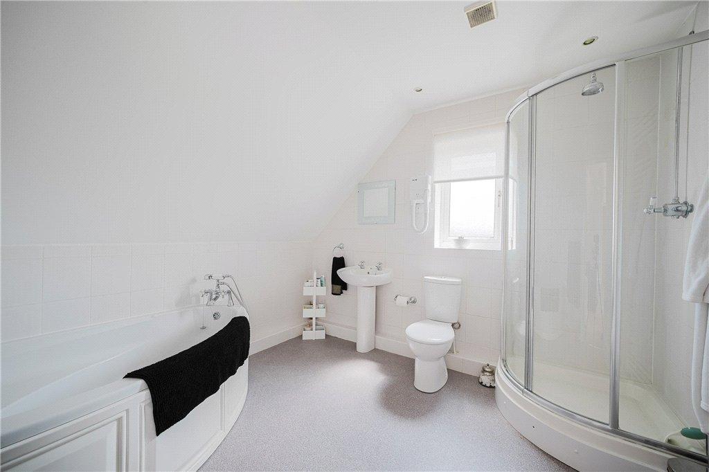 En- Suite