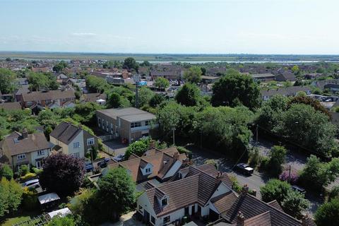 63 Glebe Way, Burnham-on-crouch, CM0 8QJ