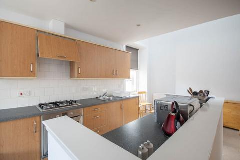 undefined, 2296L Canongate, Edinburgh, EH8 8DD