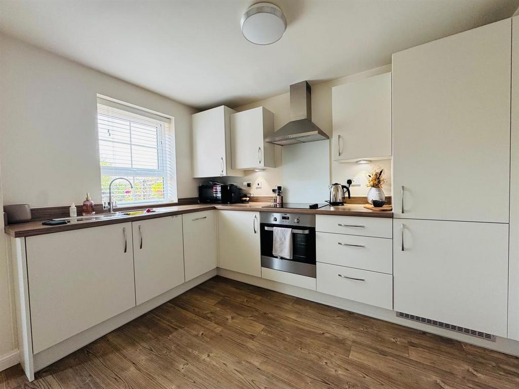 Dining kitchen