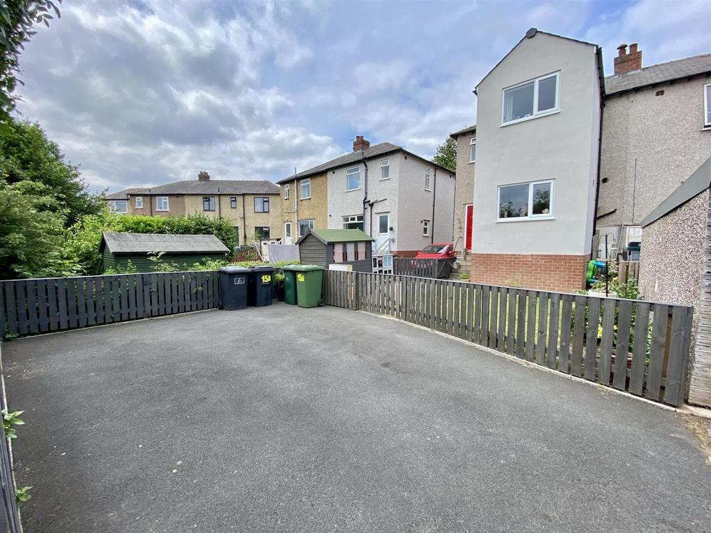 Bramleys Estate Agents - Huddersfield Road - Mirfi