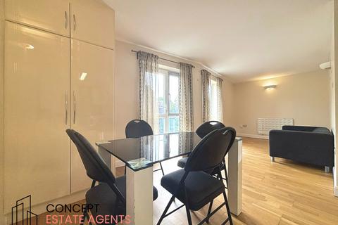 2 bedroom apartment to rent, Eaton Mansions, 49 Eaton Road, Sutton, SM2