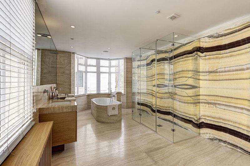 47 Princes Gate - 336051 Master en-suite RGB 800px