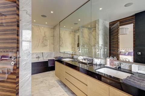 6 bedroom semi-detached house to rent, Princes Gate, London SW7
