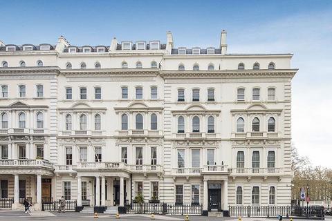 6 bedroom semi-detached house to rent, Princes Gate, London SW7