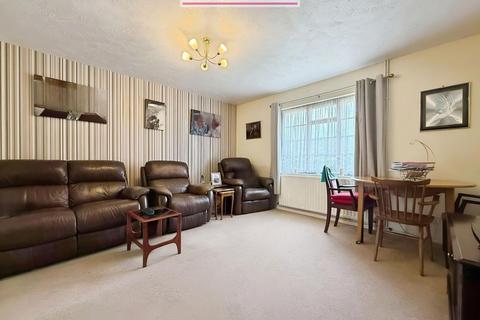 59 Whitecroft, Swanley, BR8 7YJ