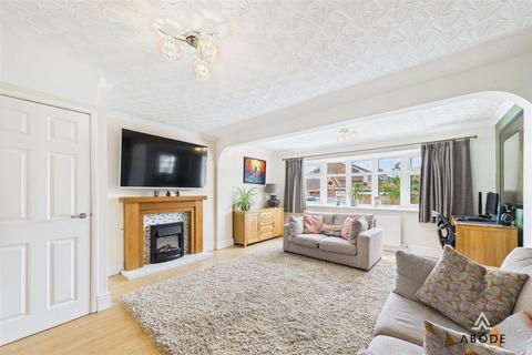 3 bedroom semi-detached house for sale, Fairham Road, Burton-On-Trent DE13
